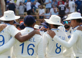 പതിവ് തെറ്റിക്കുന്ന മത്സര ക്രമീകരണം, ആദ്യം ടി ബ്രേക്ക് ശേഷം ലഞ്ച് ബ്രേക്ക്; ഇന്ത്യ സൗത്താഫ്രിക്ക രണ്ടാം ടെസ്റ്റിൽ ഫുൾ വെറൈറ്റി മാറ്റങ്ങൾ