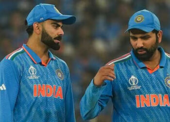 കോഹ്‌ലിക്കും രോഹിത്തിനും പണി കിട്ടാൻ കാരണം എസ്ആർഎച്ചും സ്റ്റാർക്കും, എല്ലാത്തിനും കാരണം അന്നത്തെ ആ ദിവസം