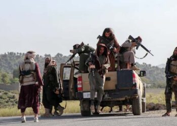 കാണ്ഡഹാറിലേക്ക് വ്യോമാക്രമണവുമായി പാകിസ്താൻ, അഫ്ഗാനിൽ റോന്തുചുറ്റി യുഎസ് ഡ്രോൺ; യുദ്ധകാഹളമോ?