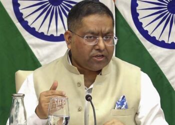 അയൽക്കാരെ കുറ്റപ്പെടുത്തുന്നത് പണ്ടേയുള്ള ശീലം; പാകിസ്താന്റെ കരച്ചിലിനെ പുച്ഛിച്ച് ഇന്ത്യ