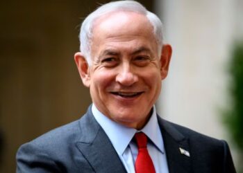 റഫാ ഇടനാഴി തുറക്കില്ലെന്ന് വ്യക്തമാക്കി ഇസ്രായേൽ ; ഹമാസിനെ പൂർണമായും നിരായുധീകരിക്കണമെന്നും ആവശ്യം