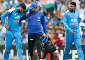 ഉണ്ടായത് ആന്തരിക രക്തസ്രാവം, ശ്രേയസിന്റെ പരിക്ക് ഗുരുതരം; താരം ഐസിയുവില്‍