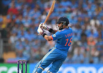 ഞങ്ങൾ മരിക്കുമ്പോൾ അവന്‍ ട്രെഡ്മില്ലിൽ ഓടുന്ന അത്ര എളുപ്പത്തിൽ റൺ നേടി, അയാൾ വേറേ ഏതോ ജീവിയാണെന്ന് വരെ തോന്നി; കോഹ്‌ലിയെ പുകഴ്ത്തി ഓസ്‌ട്രേലിയൻ താരം