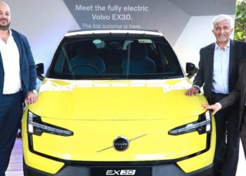 വോള്‍വോ EX30 ഇലക്ട്രിക് കാര്‍ കേരളത്തിൽ അവതരിപ്പിച്ചു