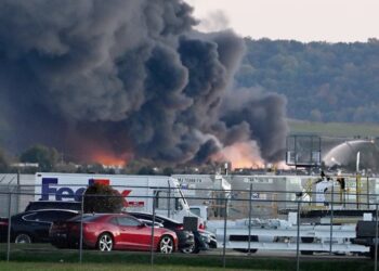 യുഎസിൽ ചരക്ക് വിമാനം തകർന്നുവീണ് അപകടം ; ഏഴ് മരണം ; നിരവധി പേർക്ക് പരിക്ക്