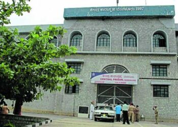 ബെംഗളൂരു ജയിലിൽ ഐസിസ് തീവ്രവാദിക്ക് ഉൾപ്പടെ വിഐപി പരിഗണന; കോൺഗ്രസ് സർക്കാരിനെതിരെ രൂക്ഷ വിമർശനം