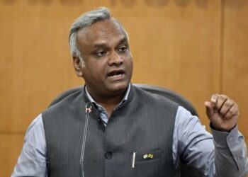 100 വർഷത്തിനിടെ ആദ്യമായാണ് ആർഎസ്എസ് നിയമങ്ങൾ പാലിക്കുന്നത് ; വിമർശനവുമായി പ്രിയങ്ക് ഖാർഗെ