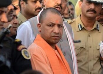 ബറേലി കലാപത്തിലെ ഒരു കുറ്റവാളി പോലും രക്ഷപ്പെടുന്നില്ലെന്ന് ഉറപ്പ് വരുത്തണം ; ഉദ്യോഗസ്ഥർക്ക് നിർദേശം നൽകി യോഗി ആദിത്യനാഥ്