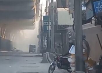 പാകിസ്താൻ അർദ്ധസൈനിക സേനാ ആസ്ഥാനത്ത് ആക്രമണം ; മൂന്ന് സൈനികർ കൊല്ലപ്പെട്ടു