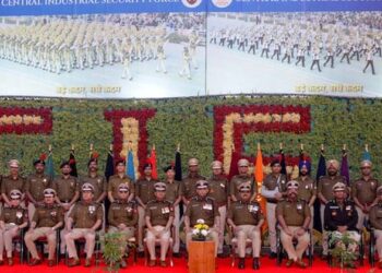 രക്ഷപ്പെടുമോയെന്ന് ഉറപ്പില്ല,ഷെല്ലാക്രമണത്തിനിടയിലൂടെ ഒഴിപ്പിച്ചത് 250 കുടുംബങ്ങളെ; അണക്കെട്ട് തകരാതെ കാത്തു;വീണ്ടും അഭിമാനമായി സിഐഎസ്എഫ്