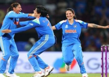 വിശ്വവിജയം : ഭാരതം  ; ലോക വനിത ക്രിക്കറ്റ് കിരീടം നേടി ഹർമൻ ആർമി