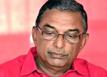 ശബരിമല സ്വർണക്കൊള്ള; എ പത്മകുമാറിനെ ചോദ്യം ചെയ്യുന്നത് തുടരുന്നു: അറസ്റ്റ് ഉടൻ!