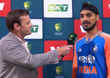 ഞാൻ വിക്കറ്റ് നേടാൻ കാരണം ആ താരം, അവനുള്ളത് കൊണ്ട് അത് സംഭവിക്കുന്നു; വമ്പൻ വെളിപ്പെടുത്തലുമായി അർശ്ദീപ് സിംഗ്