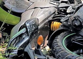 മോഷ്ടിച്ച ബൈക്കിൽ ചെത്തി കുട്ടികൾ, ഓടിച്ച 14 കാരന് അപകടത്തിൽ ഗുരുതര പരിക്ക്