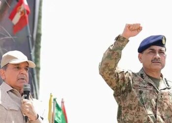 പാകിസ്താനിൽ നിശബ്ദ പട്ടാള അട്ടിമറി: ഇരുട്ടിന്റെ മറവിലുമല്ല,ചോരചീന്തിയതുമില്ല: അസിം മുനീറിന്റെ കുതന്ത്രം…..