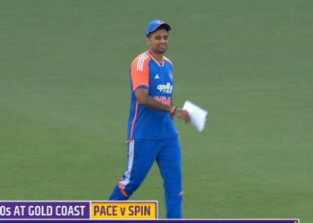 എന്താണ് മിസ്റ്റർ ഗംഭീർ ഇയാൾ ഉദ്ദേശിക്കുന്നത്, ഇനി വിരമിക്കൽ തീരുമാനം മാറ്റി നിങ്ങളും ബാറ്റ് ചെയ്യാനിറങ്ങുമോ; വിചിത്ര രീതികൾ കണ്ട ആരാധകർ കലിപ്പിൽ