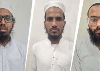 ‘റിസിൻ’ വിഷം ഉപയോഗിച്ച് ഭീകരാക്രമണത്തിന് കോപ്പുകൂട്ടി: ഡോക്ടറടക്കം മൂന്ന് ഐഎസ് ഭീകരർ പിടിയിൽ,ബിരുദം നേടിയത് ചൈനയിൽ നിന്ന്