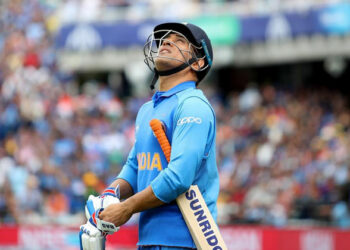 2019 ലോകകപ്പ് സെമിയുടെ പേരിൽ ധോണിയെ കുറ്റം പറയുന്നവർക്ക് അതിന് അർഹത ഇല്ല, അന്ന് അത് നടന്നിരുന്നെങ്കിൽ ആ ഇന്നിംഗ്സ്…; ആകാശ് ചോപ്ര പറയുന്നത് ഇങ്ങനെ