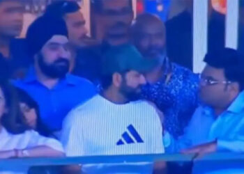 ഇപ്പോഴാണ് രോഹിത് നിങ്ങൾ ശരിക്കും ഹീറോയായത്, വനിതാ ലോകകപ്പ് വിജയത്തിന് പിന്നാലെ ജയ് ഷായുടെ ആവശ്യം നിരസിച്ച് മുൻ നായകൻ; വീഡിയോ കാണാം