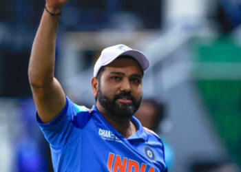 കാത്തിരിക്കുന്നത് വമ്പൻ നേട്ടങ്ങൾ, ആദ്യ മത്സരത്തിൽ തന്നെ ചരിത്രത്തിന്റെ ഭാഗമാകാൻ രോഹിത്; ഇനി അയാൾ ഭരിക്കും ആ ലിസ്റ്റ്