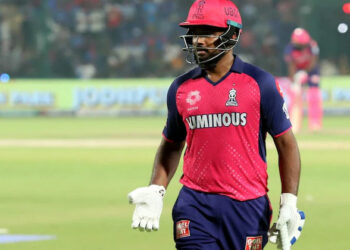 എന്തിനാടാ സഞ്ജു ചെന്നൈയിൽ പോകുന്നത്, നീ ആ തീരുമാനമാണ് എടുക്കേണ്ടത്; മലയാളി താരത്തിന് ഉപദേശവുമായി ക്രിസ് ശ്രീകാന്ത്