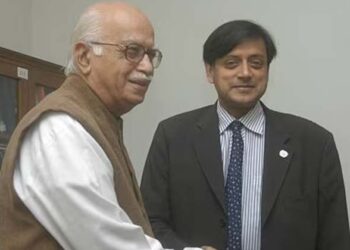 യഥാർത്ഥ രാഷ്ട്രതന്ത്രജ്ഞൻ,ദീർഘകാല സേവനം തള്ളിക്കളയാൻ സാധിക്കില്ല: അദ്വാനിയ്ക്ക് ജന്മദിനാശംസകളുമായി ശശി തരൂർ