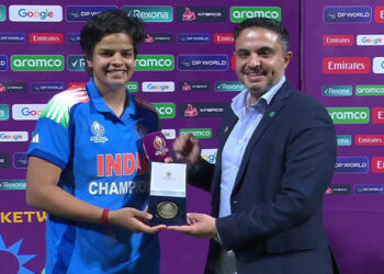 പെൺകുട്ടിയായതിന്റെ പേരിൽ നേരിട്ട കടുത്ത വിവേചനം, ഒടുവിൽ ആൺകുട്ടികളോടൊപ്പം ക്രിക്കറ്റ് കളിക്കാൻ മുടിമുറിച്ചവൾ; ഷെഫാലി എന്ന സിങ്കപെണ്ണ്, കുറിപ്പ് വൈറൽ