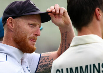 ഇങ്ങനെയുമുണ്ടോ ഒരു യാദൃശ്ചികത, ക്രിക്കറ്റിൽ ഇതുപോലെ ഒന്ന് ഇനി സംഭവിക്കില്ല; നൂറിന്റെ കണക്കിൽ നടന്നത് ഇങ്ങനെ