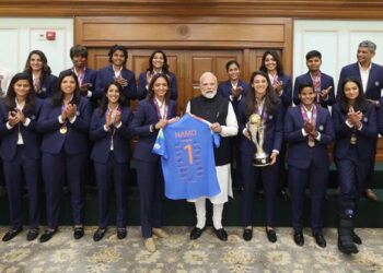 ഇന്ത്യയിൽ ക്രിക്കറ്റ് വെറുമൊരു കളിയല്ല:ചെറിയ വീഴ്ചയുണ്ടായാൽ പോലും രാജ്യം ദുഃഖിക്കുന്ന അവസ്ഥ: പ്രധാനമന്ത്രി