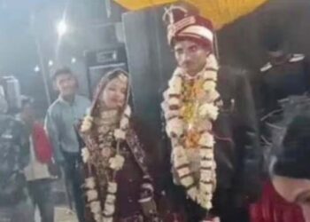 മണ്ഡപത്തിൽ വരനൊപ്പം കിടിലൻ ഡാൻസ്; നേരം വെളുത്തപ്പോൾ വധുവിന്റെ സ്ഥാനത്ത് വരണമാല്യം മാത്രം….