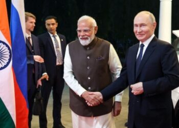 23-ാമത് ഇന്ത്യ-റഷ്യ വാർഷിക ഉച്ചകോടി ; ഹൈദരാബാദ് ഹൗസിൽ മോദിയും പുടിനും നേതൃത്വം നൽകുന്നു