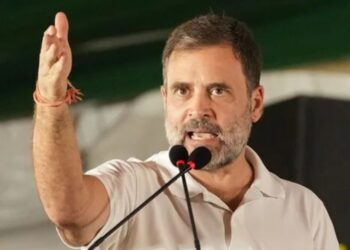 മോദിയെ പുറത്താക്കും, ആർഎസ്എസിനെ തൂത്തെറിയും ; വോട്ട് ചോരി റാലിയിൽ ആഞ്ഞടിച്ച് രാഹുൽ