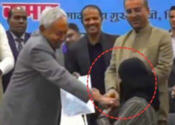 ആ ജോലി ഇനി വേണ്ട! ; നിയമനം സ്വീകരിക്കില്ലെന്ന് നിതീഷ് കുമാർ ഹിജാബ് മാറ്റിയ ആയുഷ് ഡോക്ടർ