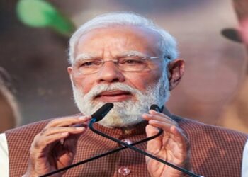 ഗംഗ ബീഹാറിലൂടെ ബംഗാളിലേക്ക് ഒഴുകുന്നു, ബീഹാർ ഇപ്പോൾ ബംഗാളിന് മറ്റൊരു വഴിയും കാണിച്ചു തന്നിട്ടുണ്ട് ; ജംഗിൾരാജിൽ നിന്ന് മോചനത്തിനുള്ള സമയമായെന്ന് മോദി