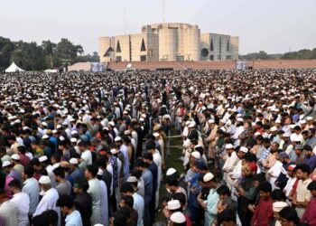 യൂനുസ് സർക്കാരിന് അന്ത്യശാസനം നൽകി ഹാദി അനുയായികൾ ; 24 മണിക്കൂറിനുള്ളിൽ കൊലയാളികളെ പിടികൂടിയില്ലെങ്കിൽ കടുത്ത പ്രത്യാഘാതം