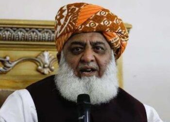 അഫ്ഗാനെ ആക്രമിക്കുമ്പോൾ ആഹാ..ഇന്ത്യയുടെ ഭീകരതയ്ക്കെതിരായ സെെനിക നടപടി ഓഹോ;സ്വന്തം രാജ്യത്തിൻ്റെ കാപട്യത്തെ തുറന്നുകാട്ടി പാകിസ്താൻ നേതാവ്