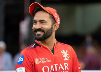 ആ ഇന്ത്യൻ താരവും ഞാനും തമ്മിലുള്ളത് ഒരേ ഒരു വ്യത്യസം മാത്രം, ബാക്കി കാര്യങ്ങൾ എല്ലാം ഒരേ പോലെ തന്നെ: ദിനേശ് കാർത്തിക്