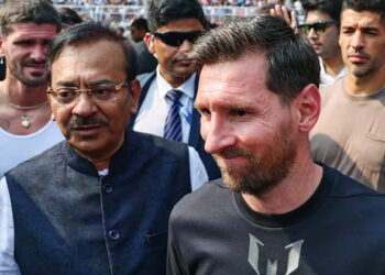 മെസിയെ കാണാൻ ചെന്നിട്ട് കണ്ടത് തലയും കൈയും മാത്രം, കട്ട കലിപ്പിൽ സാൾട്ട്ലേക്ക് സ്റ്റേഡിയം തകർത്തു; മുഖ്യ സംഘാടകൻ അറസ്റ്റിൽ