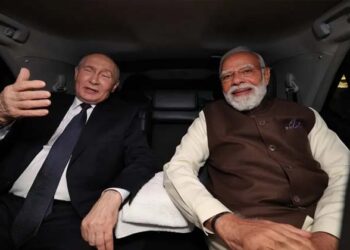 ആയിരം വാക്കുകൾക്ക് തുല്യമായ സെൽഫി;അമേരിക്കയിൽ സംസാരവിഷയമായി മോദി-പുടിൻ ഫോട്ടോ…