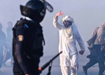 പാകിസ്താൻ വീണ്ടും വിഭജിക്കപ്പെടും,ശവക്കുഴി തോണ്ടുന്നത് സ്വയം: നാശത്തിലേക്കാണ് പോക്കെന്ന് വിദഗ്ധർ