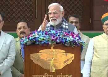 പാർലമെന്റിൽ നാടകം കളിക്കരുത്: പ്രതിപക്ഷത്തിന് ഉപദേശം നൽകാൻ തയ്യാർ: പ്രധാനമന്ത്രി