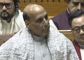 വന്ദേമാതരം പ്രവാസികളായ ഇന്ത്യക്കാരെ പോലും പ്രചോദിപ്പിക്കുന്നു;രാജ്നാഥ് സിംഗ്