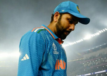 ആ രാജ്യത്ത് കളിക്കുകയാണ് ഏറ്റവും വലിയ ബുദ്ധിമുട്ട്, സംശയമുണ്ടെങ്കിൽ നിങ്ങൾ അവന്മാരോട് ചോദിച്ചാൽ മതി; രോഹിത് ശർമ്മയുടെ വാക്കുകൾ ഇങ്ങനെ