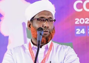 സ്ത്രീ പള്ളിയില്‍ പോകണമെന്നത് സ്വാതന്ത്ര്യമല്ല, അമിതഭാരം ചുമക്കാന്‍ നിര്‍ബന്ധിക്കൽ;സമസ്ത കാന്തപുരം വിഭാഗം