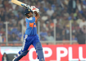 ഇതാണ് സൗഹൃദം, സഞ്ജു സാംസന്റെ ലോകകപ്പ് ടീമിലേക്കുള്ള തിരഞ്ഞെടുപ്പിന് പിന്നാലെ പങ്കുവെച്ചത് വമ്പൻ ആവേശം; എന്റെ തമ്പിയുടെ കാര്യത്തിൽ ഹാപ്പിയെന്ന് ഇതിഹാസം