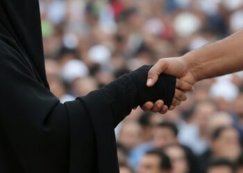 തിരഞ്ഞെടുപ്പ് പ്രചാരണത്തിനിടെ ഒളിച്ചോടിയ മുസ്ലിം ലീഗ് സ്ഥാനാർത്ഥിയെ കാമുകനൊപ്പം വിട്ട് കോടതി ; ബിജെപി പ്രവർത്തകനെന്ന് സംശയിക്കുന്നതായി മാതാപിതാക്കൾ