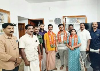 ബിജെപി ജയിക്കാതിരിക്കാൻ എൽഡിഎഫ് കോൺഗ്രസിന് വോട്ട് മറിച്ചതിൽ പ്രതിഷേധം ; സിപിഐ സ്ഥാനാർത്ഥിയും കുടുംബവും ബിജെപിയിൽ ചേർന്നു