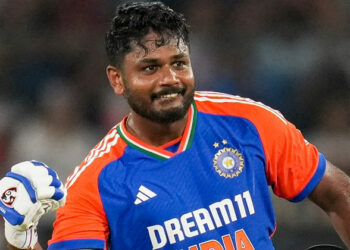 സഞ്ജുവിനെ കാത്തിരിക്കുന്നത് വമ്പൻ പണിയോ? സൂര്യകുമാറിന്റെ വാക്കുകളിൽ നിന്ന് അത് വ്യക്തം