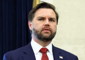 യുഎസ് വൈസ് പ്രസിഡന്റ് ജെ ഡി വാൻസിന്റെ വീടിന് നേരെ ആക്രമണം ; ഒരാൾ പിടിയിൽ