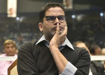 പിആർ വർക്ക് ഏറ്റില്ല, ബീഹാറിൽ അടപടലം തോറ്റു ; പ്രൊഫഷണൽ വിഭാഗത്തിലെ 1,000-ത്തിലധികം ജീവനക്കാരെ പിരിച്ചുവിട്ട് ജൻ സുരാജ് പാർട്ടി